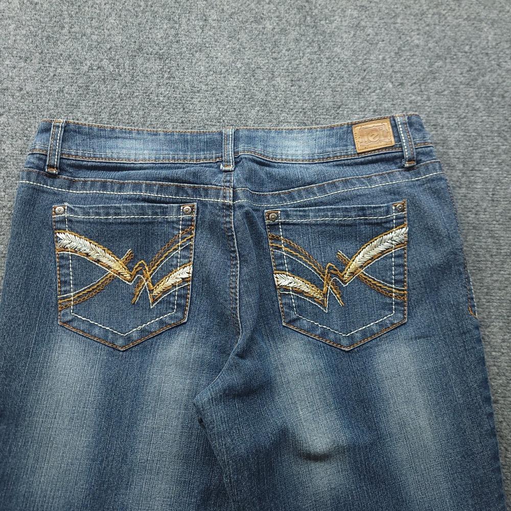 LEI Ashley Lowrise Bootcut Jeans Blue Denim Embroidered Pockets 15 Long LJ208324